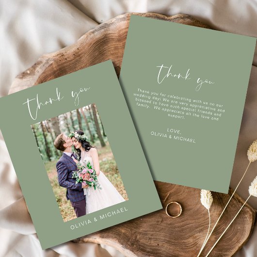 Budget Sage Green Wedding Danke Foto