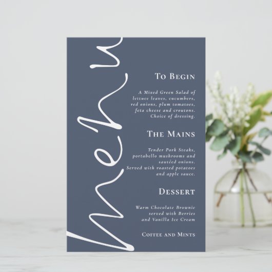 Budget Script Dusty Navy Blue Wedding Menu (Stehend Vorderseite)