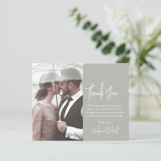 Budget Script Green Wedding Vielen Dank Foto Card (Stehend Vorderseite)