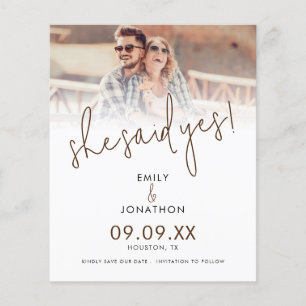 Budget Sie sagte ja Foto Overlay Save the Date Flyer
