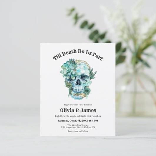 Budget Skull Gothic Halloween Einladung (Stehend Vorderseite)