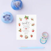 Budget Strawberry Berry Sweet Baby Shower lädt ein Flyer (Einzeln)