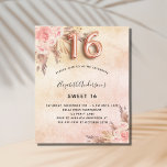 Budget Sweet 16 Pampas Gras Rose Goldeinladung<br><div class="desc">Eine Rose Gold,  rot rosa rustikale Imitate metallisch aussehen Hintergrund. Die Einrichtung ist mit Rose-Gold und rosa Blumen,  Rose,  Pampas-Gras dekoriert. Personalisieren und fügen Sie einen Namen und Party-Details hinzu. Nummer 16 wird mit einem Schriftart im Ballonstil geschrieben.</div>