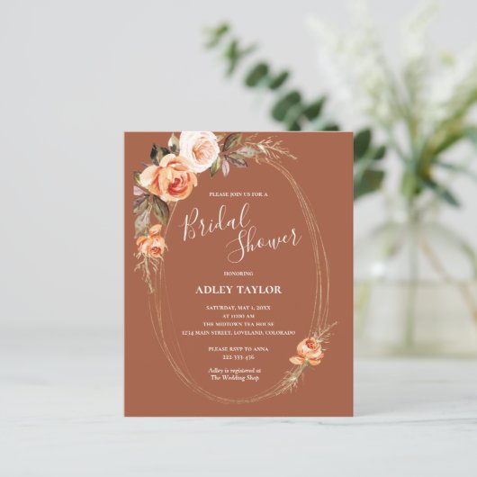 Budget Terracotta Boho Floral Brautparty Einladung (Stehend Vorderseite)