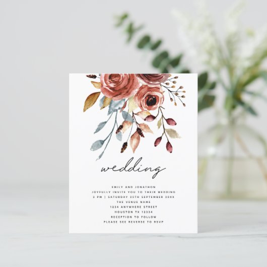 BUDGET Terracotta Florals QR Code Wedite Einladung (Stehend Vorderseite)