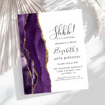 Budget Überraschung 30. Geburtstag Party Lila Agat<br><div class="desc">Der links Rand dieser eleganten Überraschungsfeier bietet eine lila Aquarellgrenze mit vergoldetem Imitat-Glitzer. Der anpassbare Text kombiniert Handschrift,  Copperplate und kursiv Schriftart in Holzkohlegrau auf weißem Hintergrund. Auf der Rückseite ist ein lila und goldenes Design zu sehen.</div>