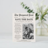 Budget Unique Wedding Newspaper Save the Date (Stehend Vorderseite)