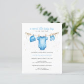 Budget-Wäscheleine Blau Junge Baby Shower Einladun (Stehend Vorderseite)