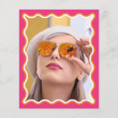 Budget Wavy Pink Orange Foto Abschluss Einladung (Rückseite)