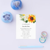 Budget White Sunflower & Whi Floral Save the Date Flyer (Einzeln)