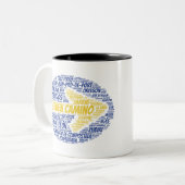 Buen Camino Word Art Zweifarbige Tasse (Vorderseite Links)