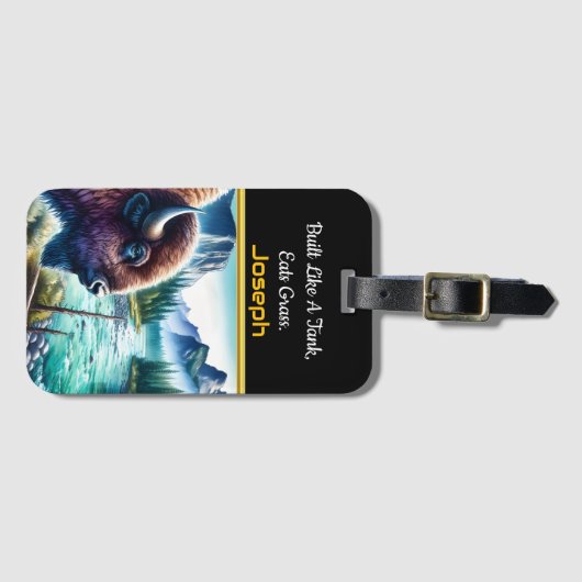 Buffalo am Fluss Calm in den Bergen Gepäckanhänger (Vorderseite (Horizontal))