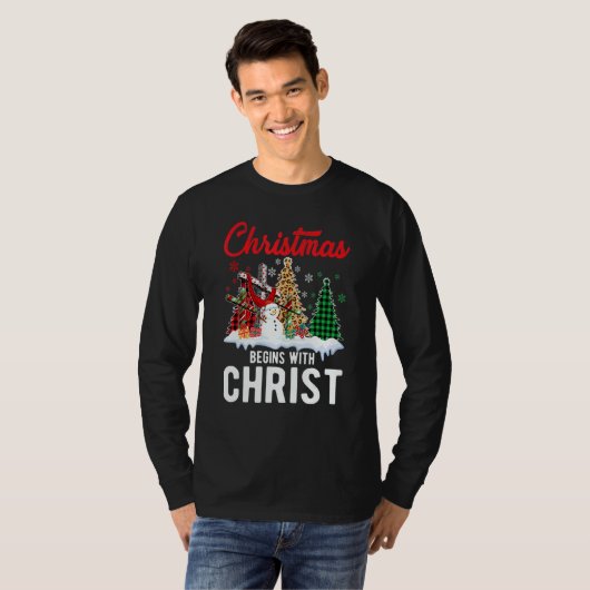Buffalo Plaid Christian Jesus Christmas Begins Wit T-Shirt (Vorne ganz)