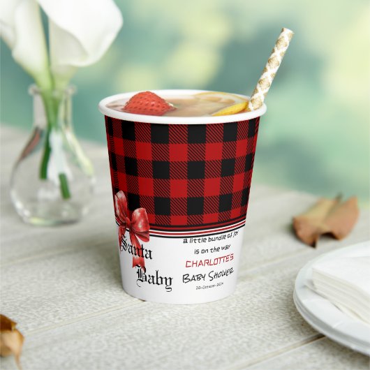 Buffalo Plaid Watercolor Red Bow Baby Shower Pappbecher (In Situ)