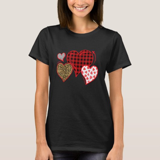 Buffalo Red Black Plaid And Leopard Hearts Valenti T-Shirt (Vorderseite)