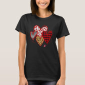 Buffalo Red Black Plaid And Leopard Hearts Valenti T-Shirt (Vorderseite)
