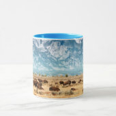 Buffalo Unterhalb des Grand Teton Mountains Tasse (Zentrum)