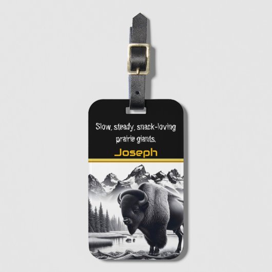 Buffalo von Serene Mountain Waters Gepäckanhänger (Vorderseite Vertikal)