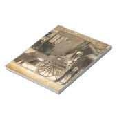 Buggy vor dem Pferd, Amish bringen Zuhause neues P Notizblock (Rotiert)