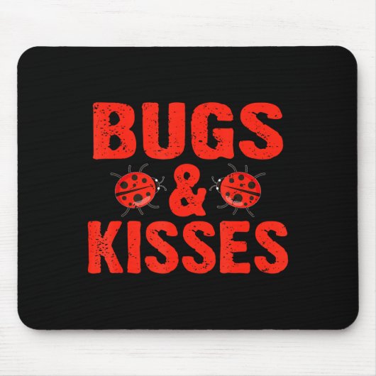 Bugs & Kisses Umarme Marienkäfer Valentinstag Mousepad (Vorne)