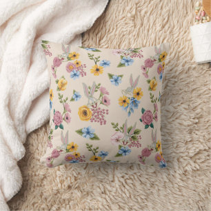 BUGS BUNNY™ Blumenstickmuster Kissen