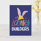 BUGS BUNNY BUILDERS™| Gestapelte Hard-Hat-Logos Karte (Gelbe Blume)
