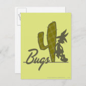 BUGS BUNNY™ Cowboy Leaning on Cactus Postkarte (Vorne/Hinten)