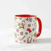 BUGS BUNNY™, DAFFY DUCK™ & Lola Christmas Pattern Tasse (VorderseiteRechts)