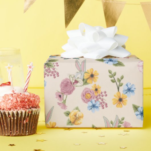 BUGS BUNNY™ Floral Embroidery Pattern Geschenkpapier (Geburtstagsparty)