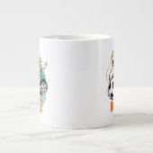 BUGS BUNNY™ Kicking Soccer Goal Jumbo-Tasse (Vorderseite)
