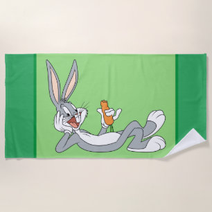 BUGS BUNNY™ Lay Down Eating Carrot Strandtuch