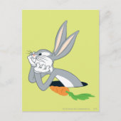 BUGS BUNNY™ mit Karotte Postkarte (Vorderseite)