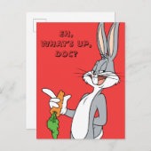 BUGS BUNNY™ mit Karotte Postkarte (Vorne/Hinten)