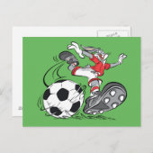 BUGS BUNNY™ Playing Soccer Postkarte (Vorne/Hinten)