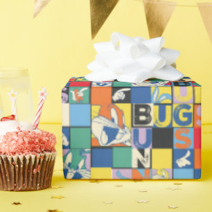 BUGS BUNNY™ Schachbrett mit farbenfrohen Namen und Geschenkpapier