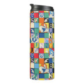 BUGS BUNNY™ Schachbrett mit farbenfrohen Namen und Thermosbecher (Nach rechts gedreht)