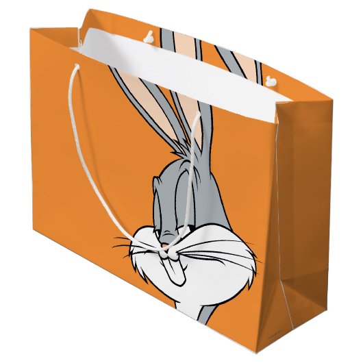 BUGS BUNNY™ Sideways Glance Große Geschenktüte (Rückseite Schrägansicht)