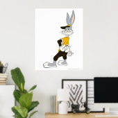 BUGS BUNNY™ Sly Pitcher Poster (Heimbüro)