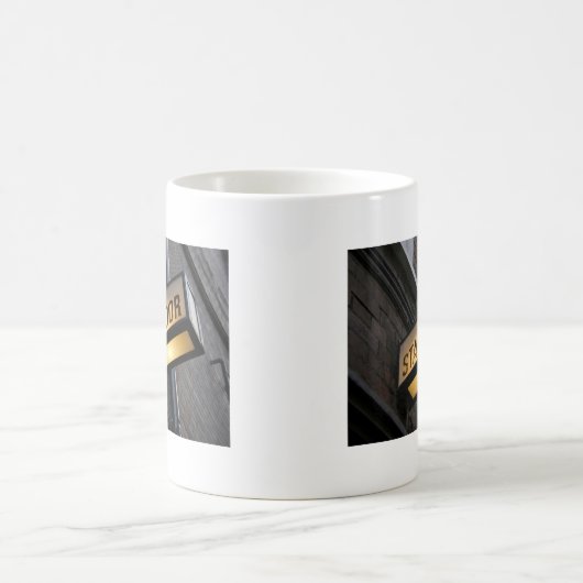 Bühne-Tür! Kaffeetasse (Mittel)