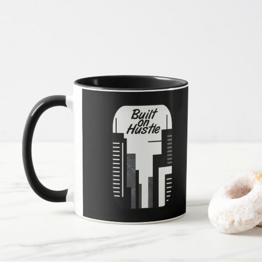 Built on Hustle City Skyline Minimalist Design Tasse (Mit Donut)