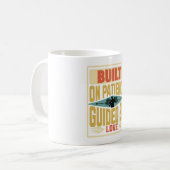 Built on Patience. Guided by Love. Dad Gifts Kaffeetasse (Vorderseite Links)