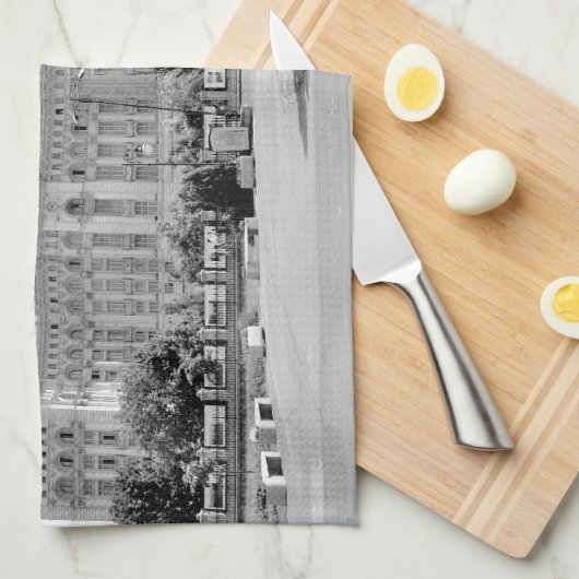 Bukarest, Rumänien Handtuch (Viertel Falte)