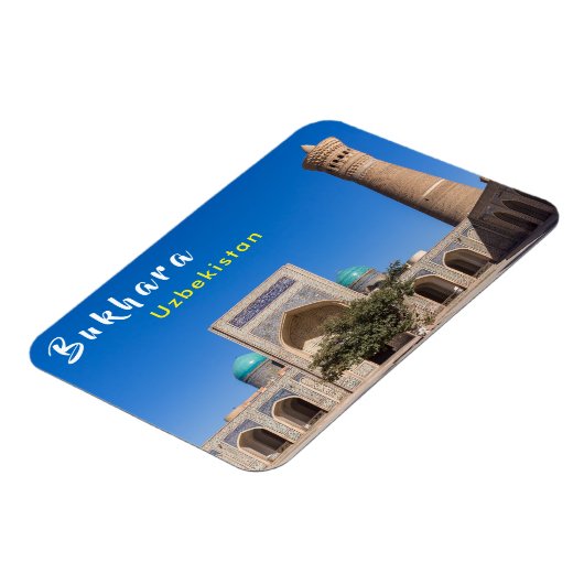 Bukhara, Usbekistan - Po-i-Kalyan Magnet (Linke Seite)