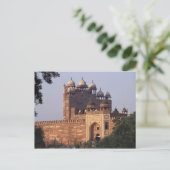 Buland Darwaza Gate of Victory) an die Dargah Postkarte (Stehend Vorderseite)