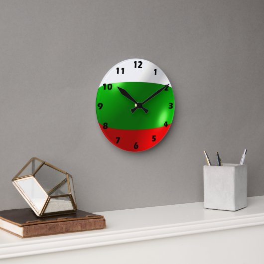 Bulgarisches Flaggendesign Runde Wanduhr (Büro)