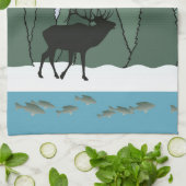 Bull Elk and Fish Kittuch Geschirrtuch (Gefaltet)