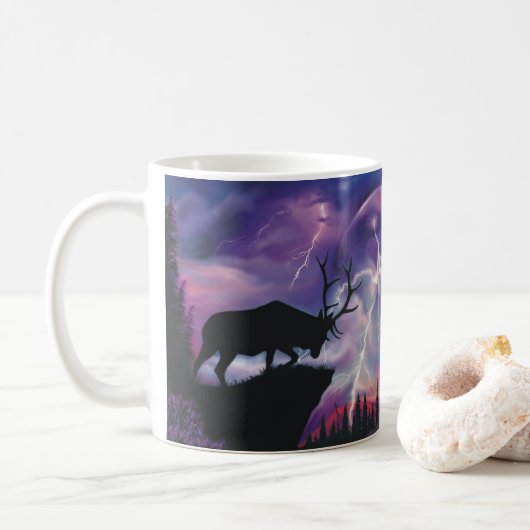 Bull Elk mit Blick auf den Blitzschlag! Kaffeetasse (Mit Donut)