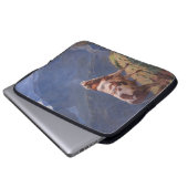 Bull in den Alpen (von Eugène Burnand) Laptopschutzhülle (Vorne Knopf)