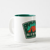Bull of the Woods Wilderness Oregon Camping Zweifarbige Tasse (Vorderseite Links)