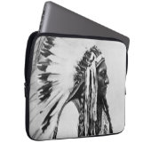 Bull sitzend, ein Hunkpapa-Sioux Laptopschutzhülle (Vorne Rechts)